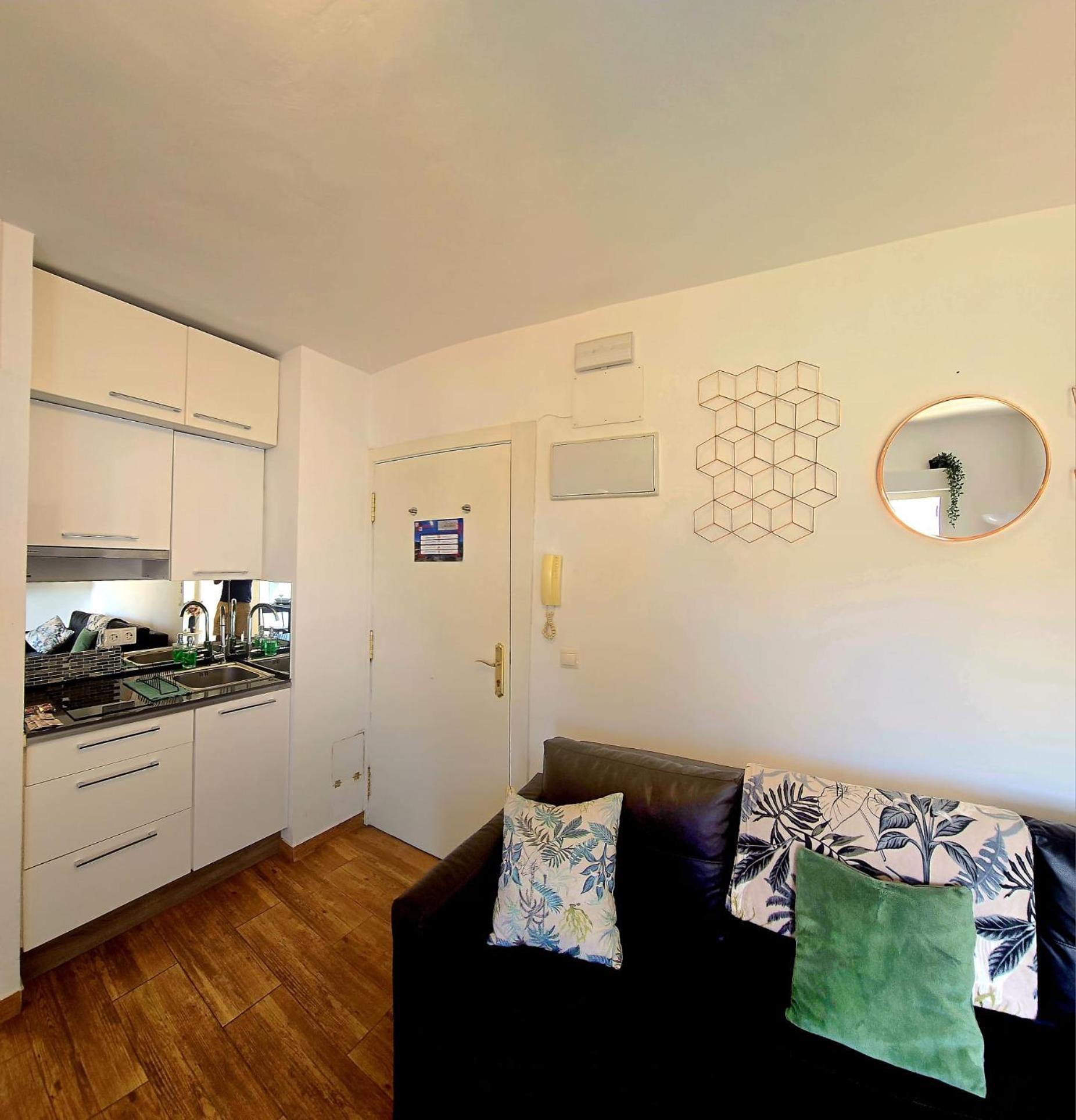 Bellevue Sea View Apartment By Namaste Elite Torremolinos Kültér fotó