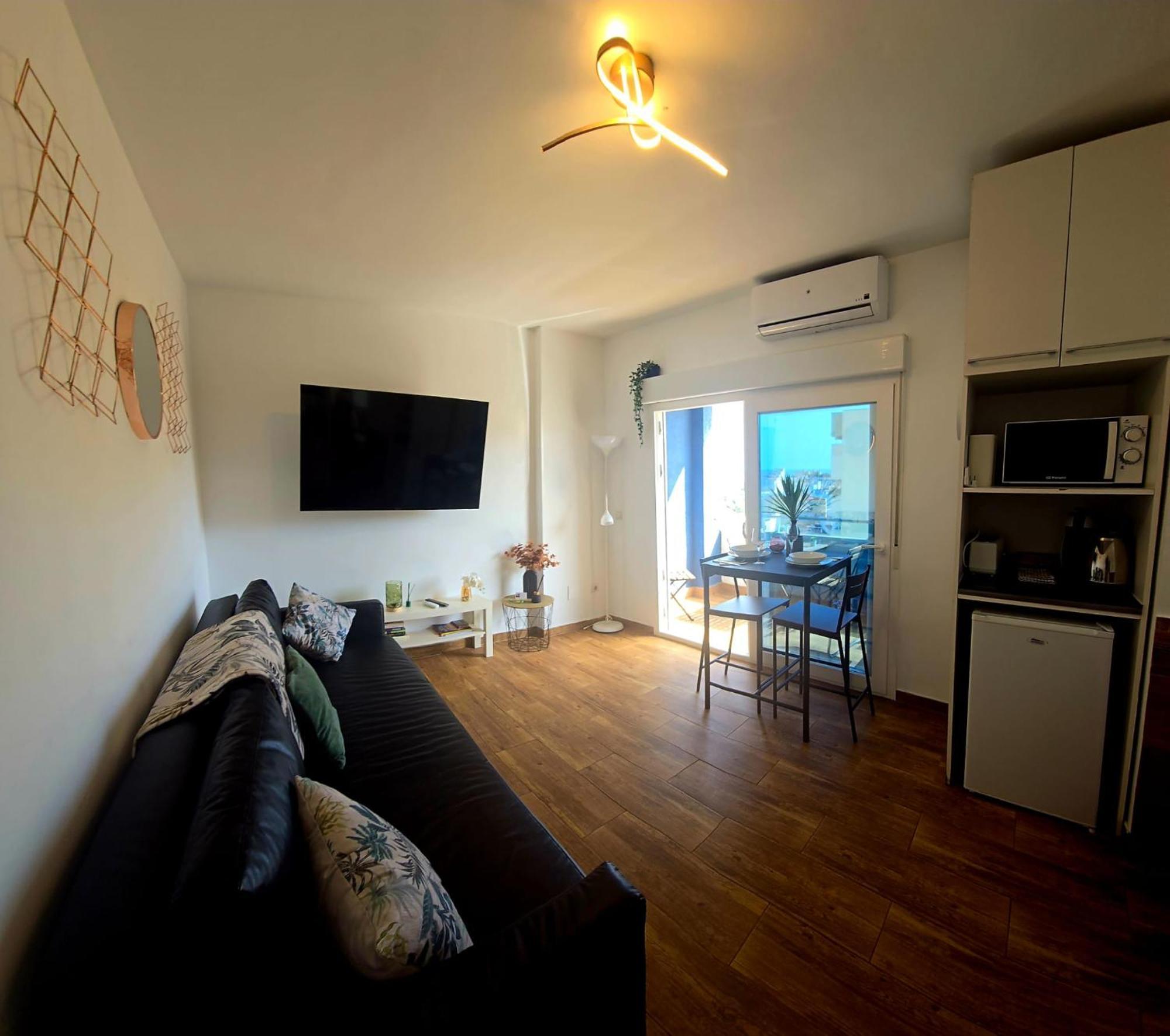 Bellevue Sea View Apartment By Namaste Elite Torremolinos Kültér fotó