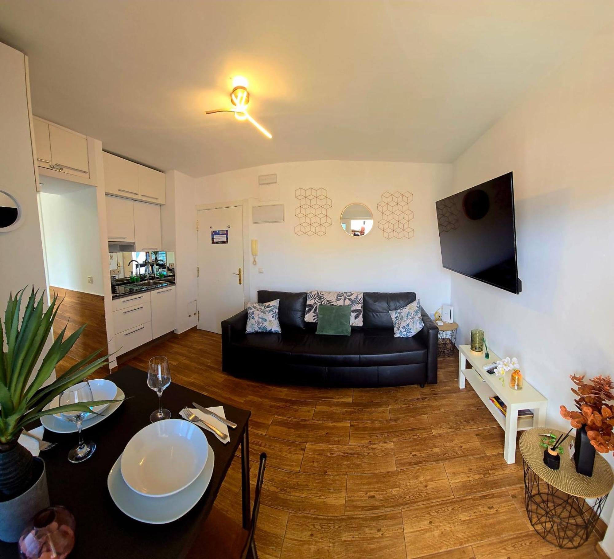 Bellevue Sea View Apartment By Namaste Elite Torremolinos Kültér fotó